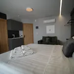 Smart Appartments εe *