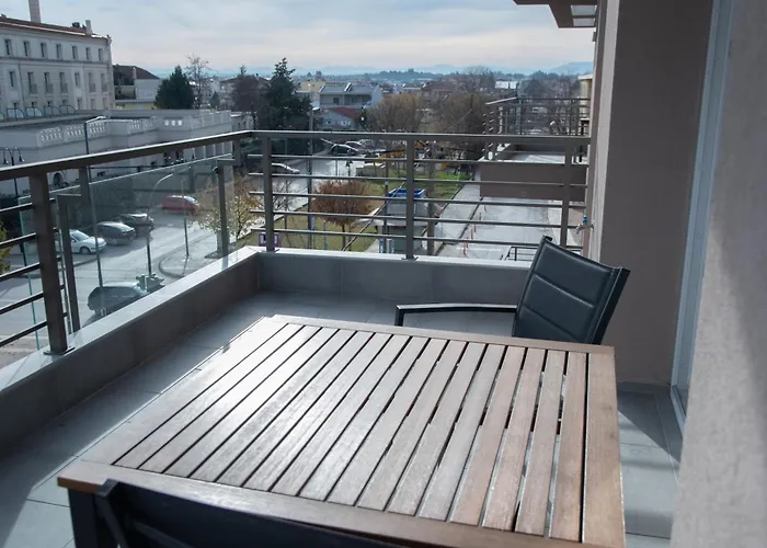 Smart Appartments εe 아파트 라리사